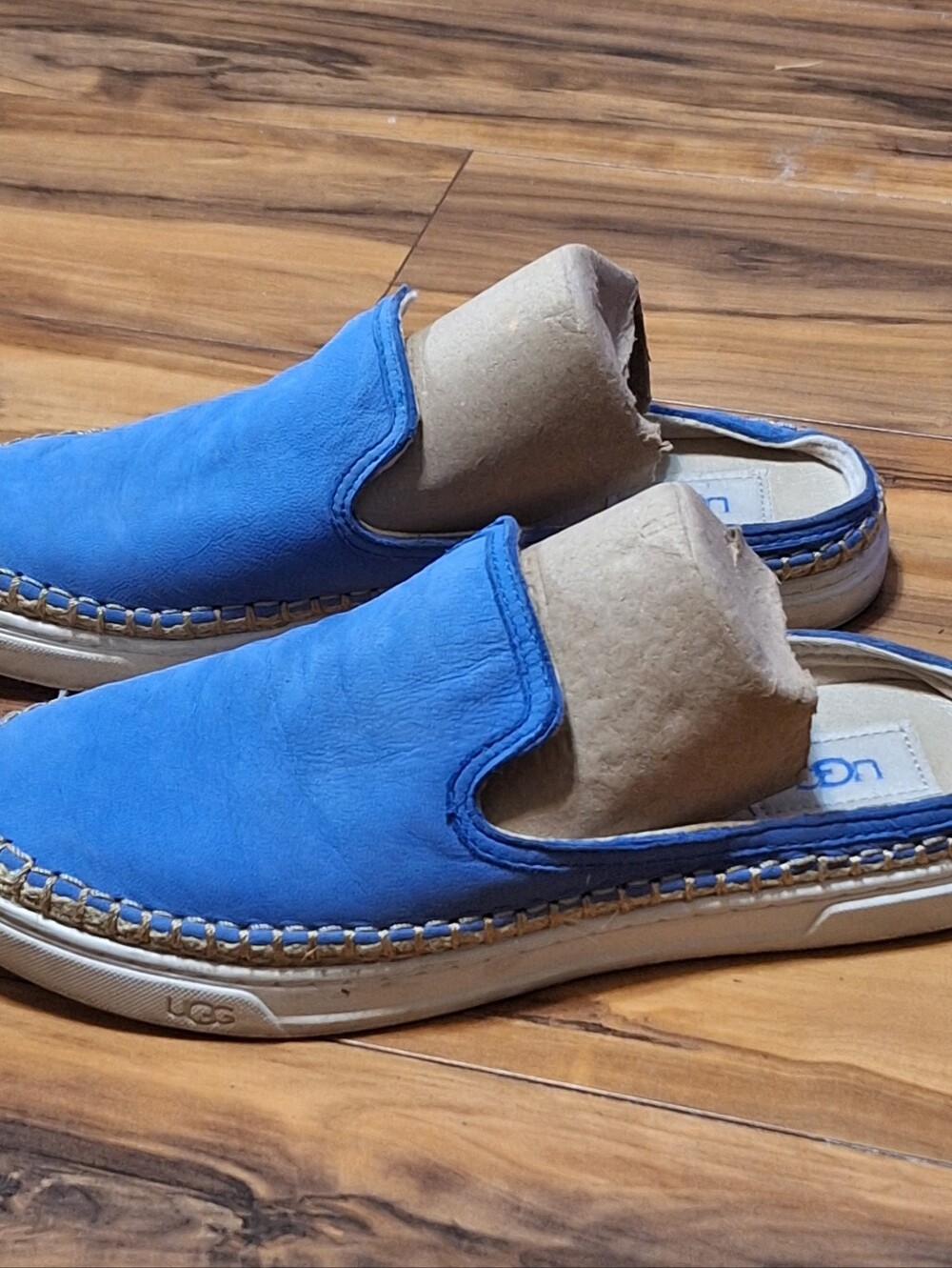 UGG Azul Blue slip on comfort clogs shoes womens size 9 beachy resort